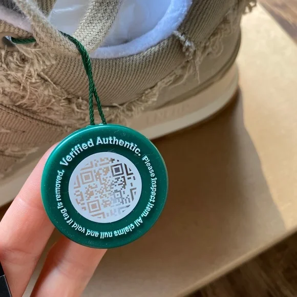 New Balance 574 X Miu Women's Miu Denim Sneakers Color Beige - Picture 8 of 13